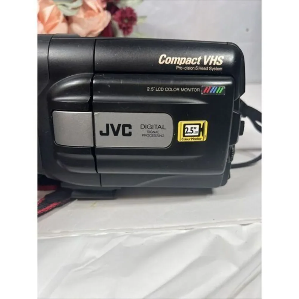 JVC GR-AXM210U Camcorder Not‎ Tested Parts Only